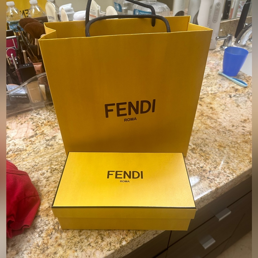 Fendi box for sunglasses and shopping bag